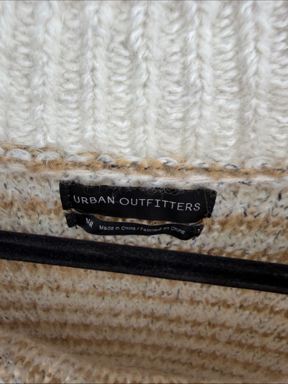 UO Urban Outfitters oversized crewneck striped cropped pullover sweater sz M - Picture 5 of 6